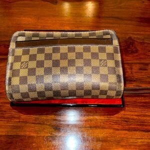 Louis Vuitton Damier Ebene puchette